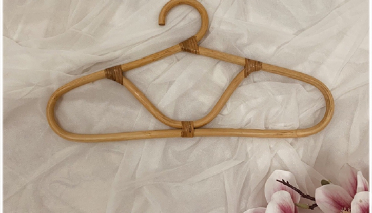 Bamboo hanger