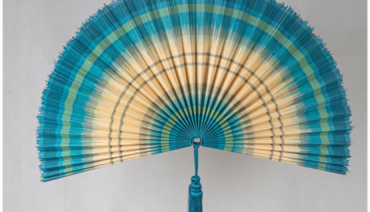 Bamboo hand fan